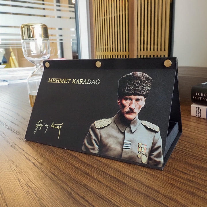 Kişiye Özel Metal Masa Takvimi ve Organizer - APH239