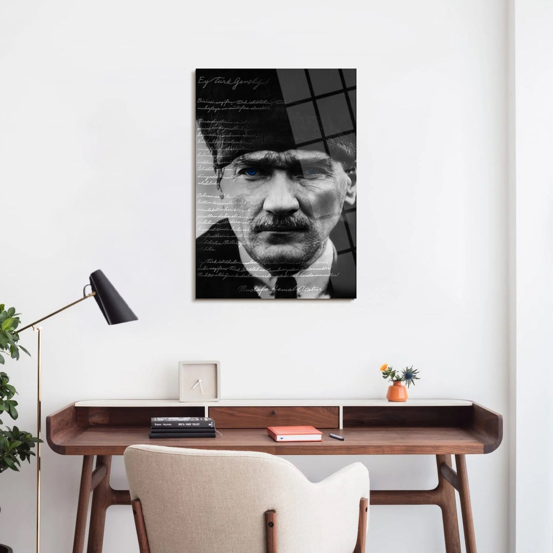 Atatürk'ün Gençliğe Hitabesi Cam Tablo - ATC066