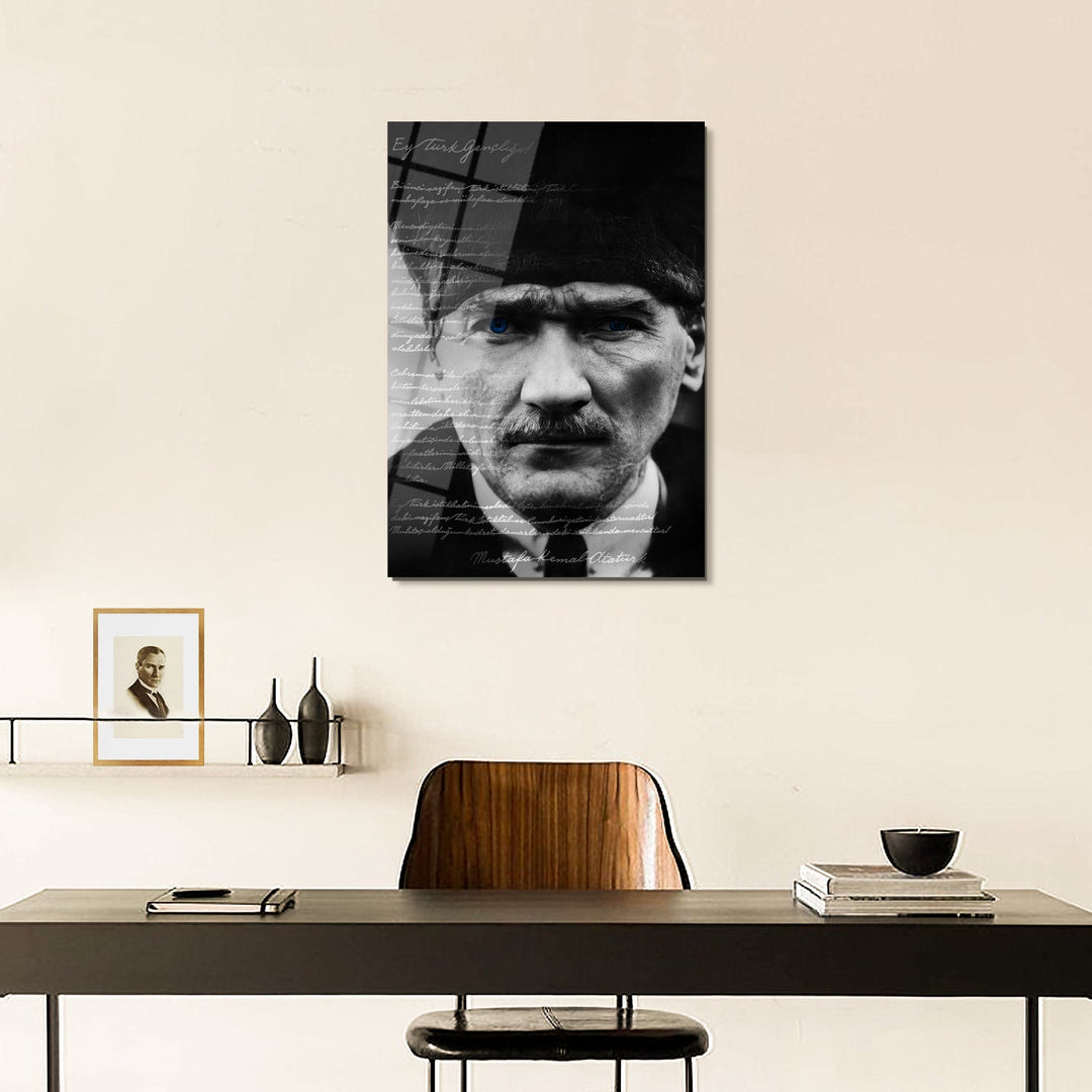 Atatürk'ün Gençliğe Hitabesi Cam Tablo - ATC066
