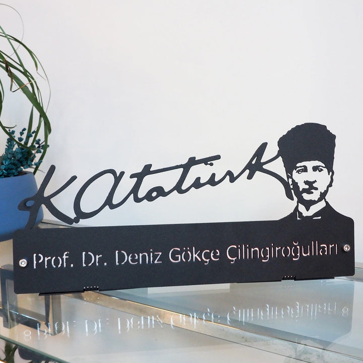 Kişiye Özel Atatürk İmzalı İsimlik Masaüstü Dekor - APH231