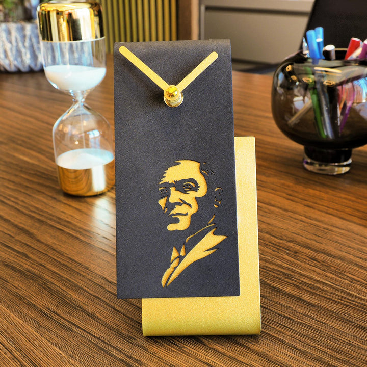 Atatürk Metal Masaüstü Saat - APS129