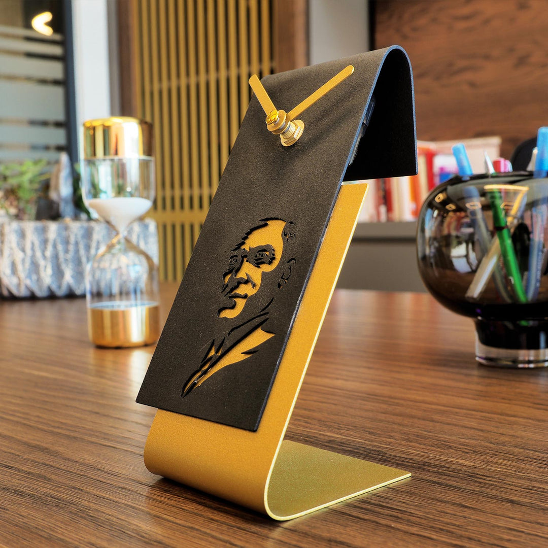 Atatürk Metal Masaüstü Saat - APS129