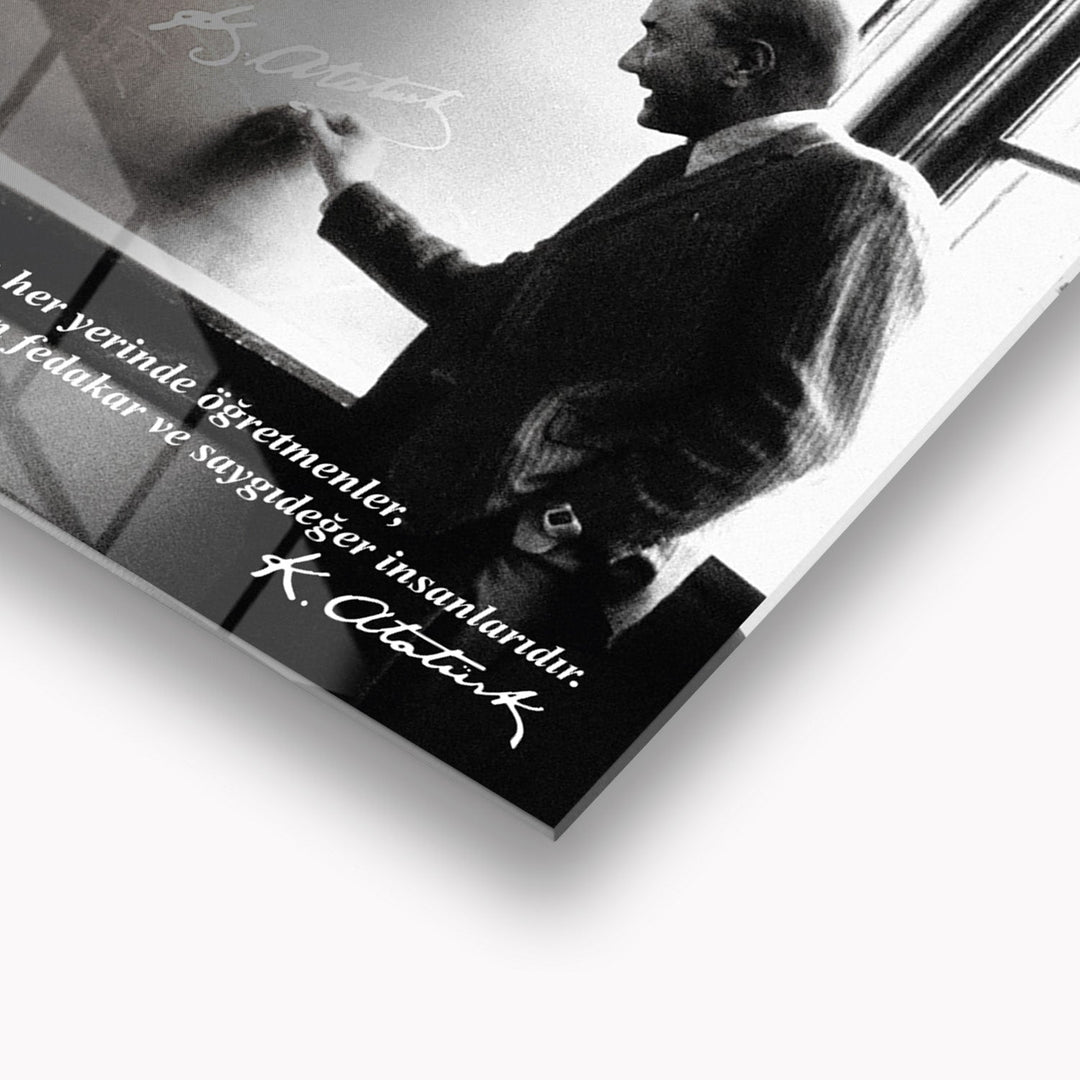 Başöğretmen Atatürk Cam Tablo - ATC026